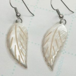 3/$30 Carved Mother of Pearl Leaf Dangle Earrings